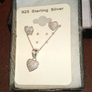 Diamond accent heart jewelry Set